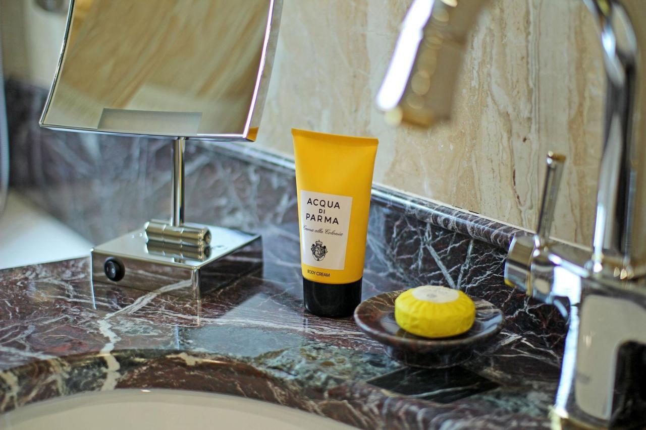 Orion Hotel Bisjkek Buitenkant foto Acqua di Parma products
