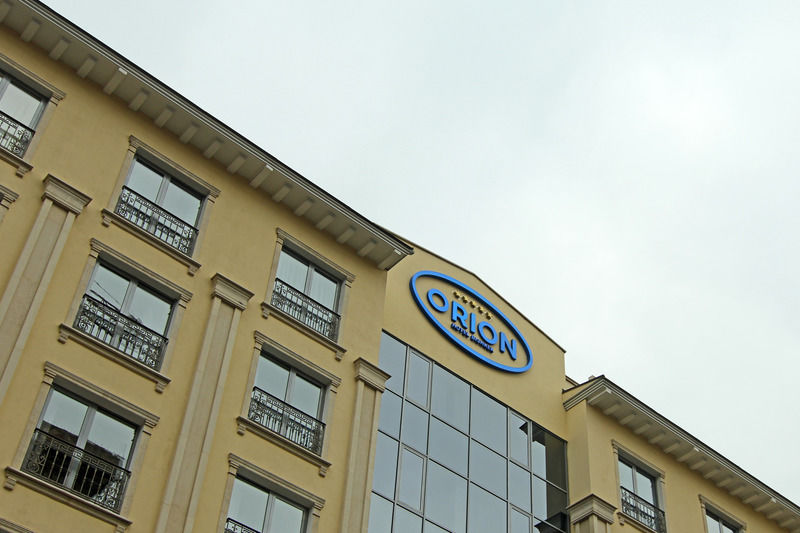 Orion Hotel Bisjkek Buitenkant foto